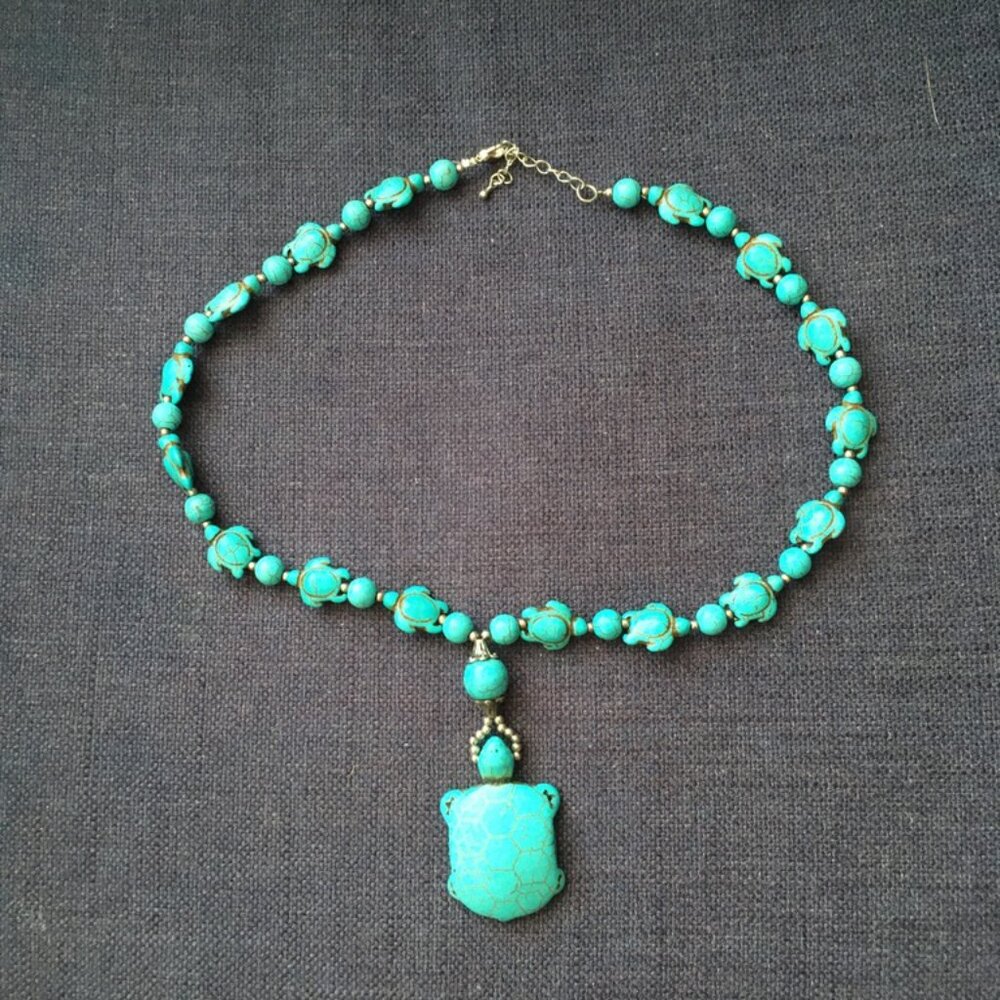 Charming Turquoise Turtle Necklace with Turtle beads and Large (1") Pendant